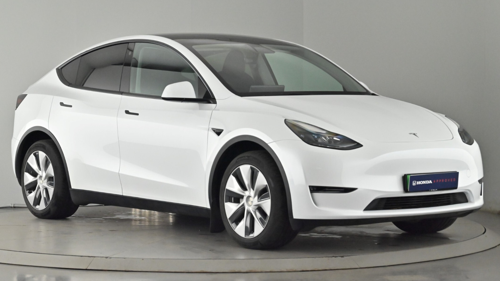 Main listing image - Tesla Model Y