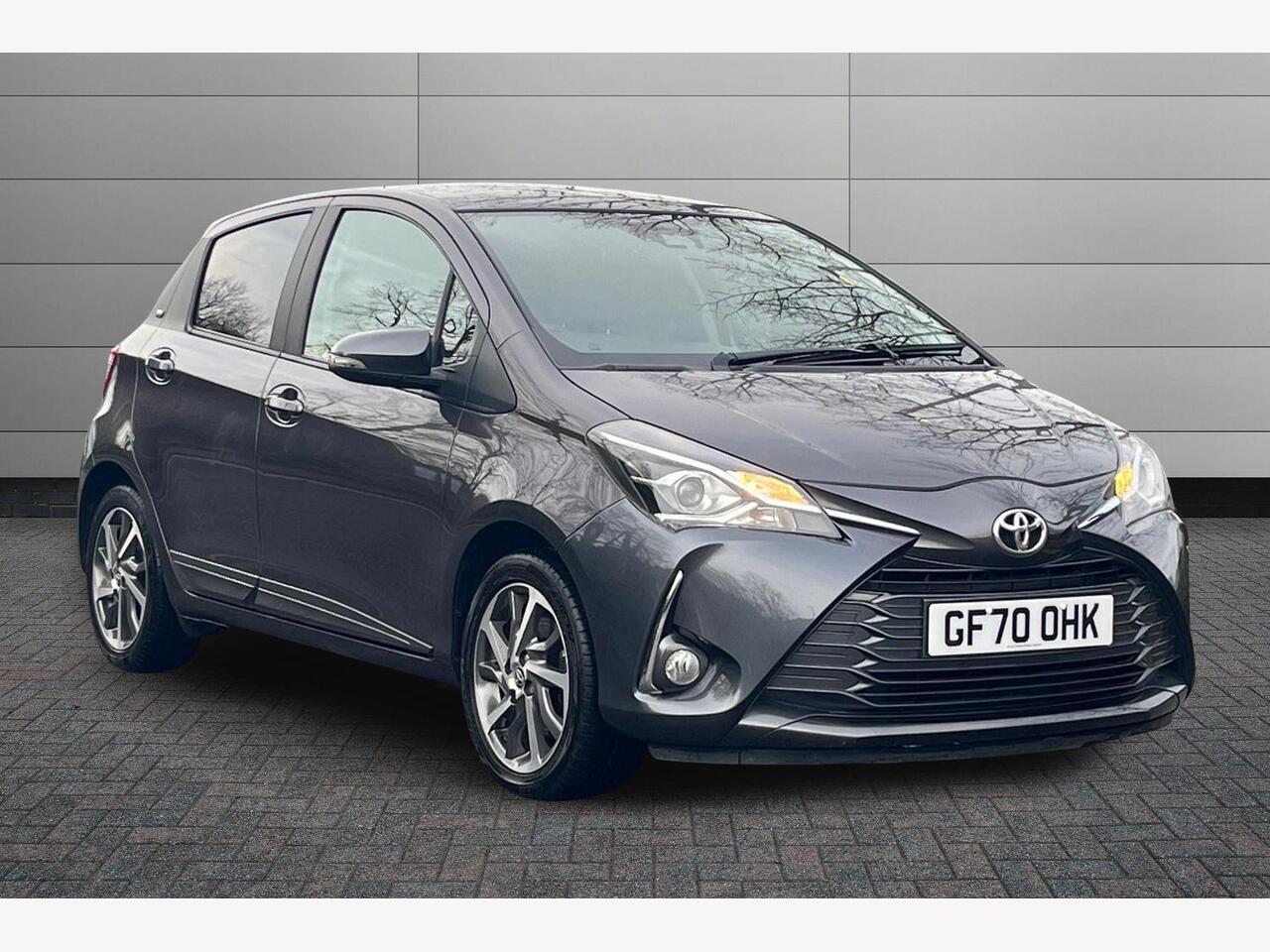 Main listing image - Toyota Yaris