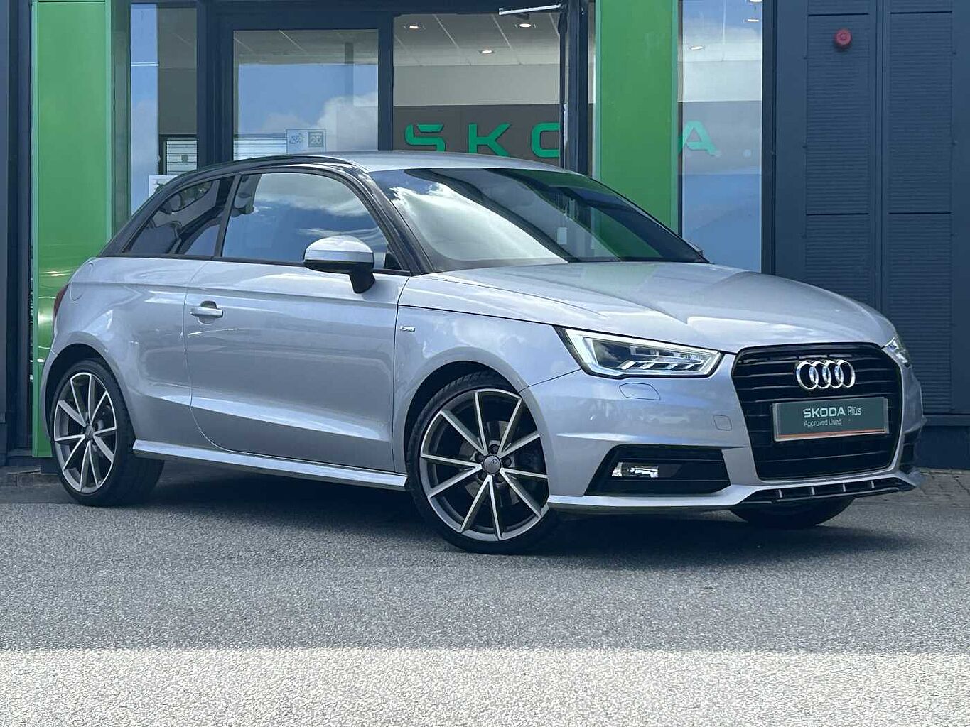 Main listing image - Audi A1