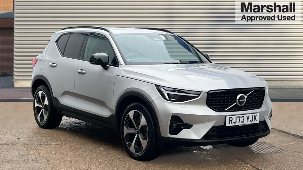 Main listing image - Volvo XC40