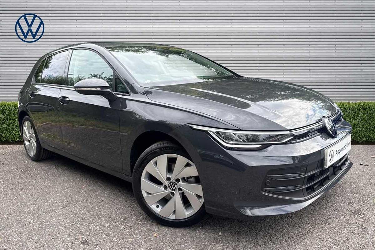 Main listing image - Volkswagen Golf