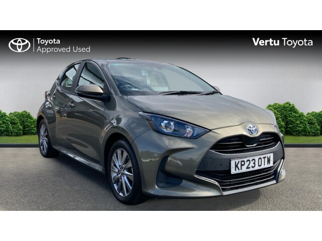 Main listing image - Toyota Yaris
