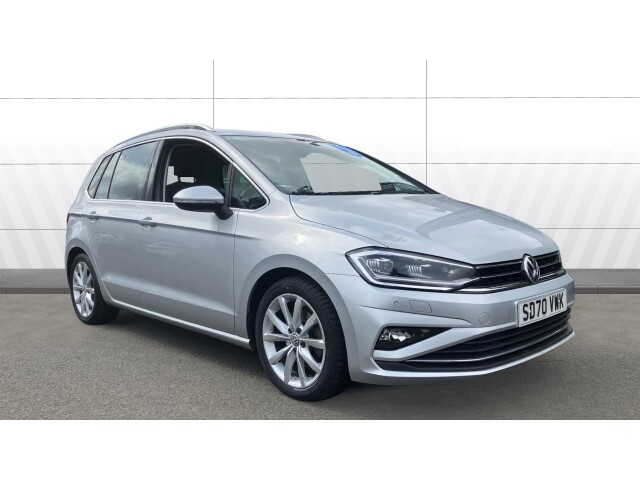 Main listing image - Volkswagen Golf SV