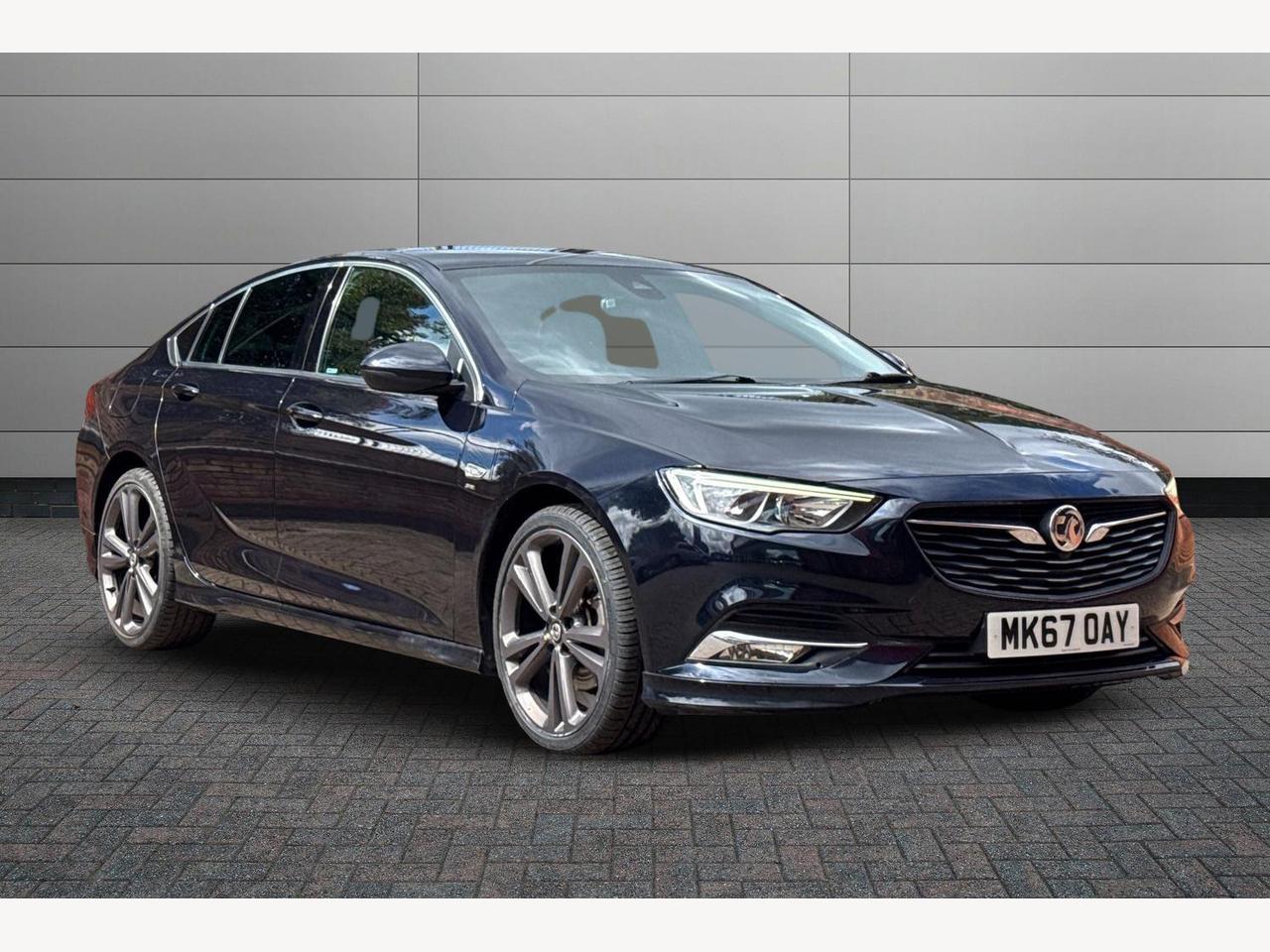 Main listing image - Vauxhall Insignia