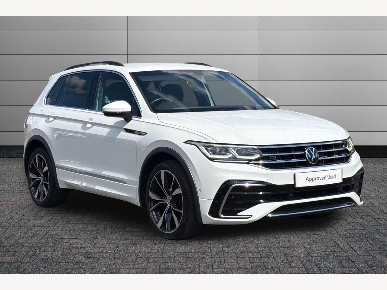 Main listing image - Volkswagen Tiguan