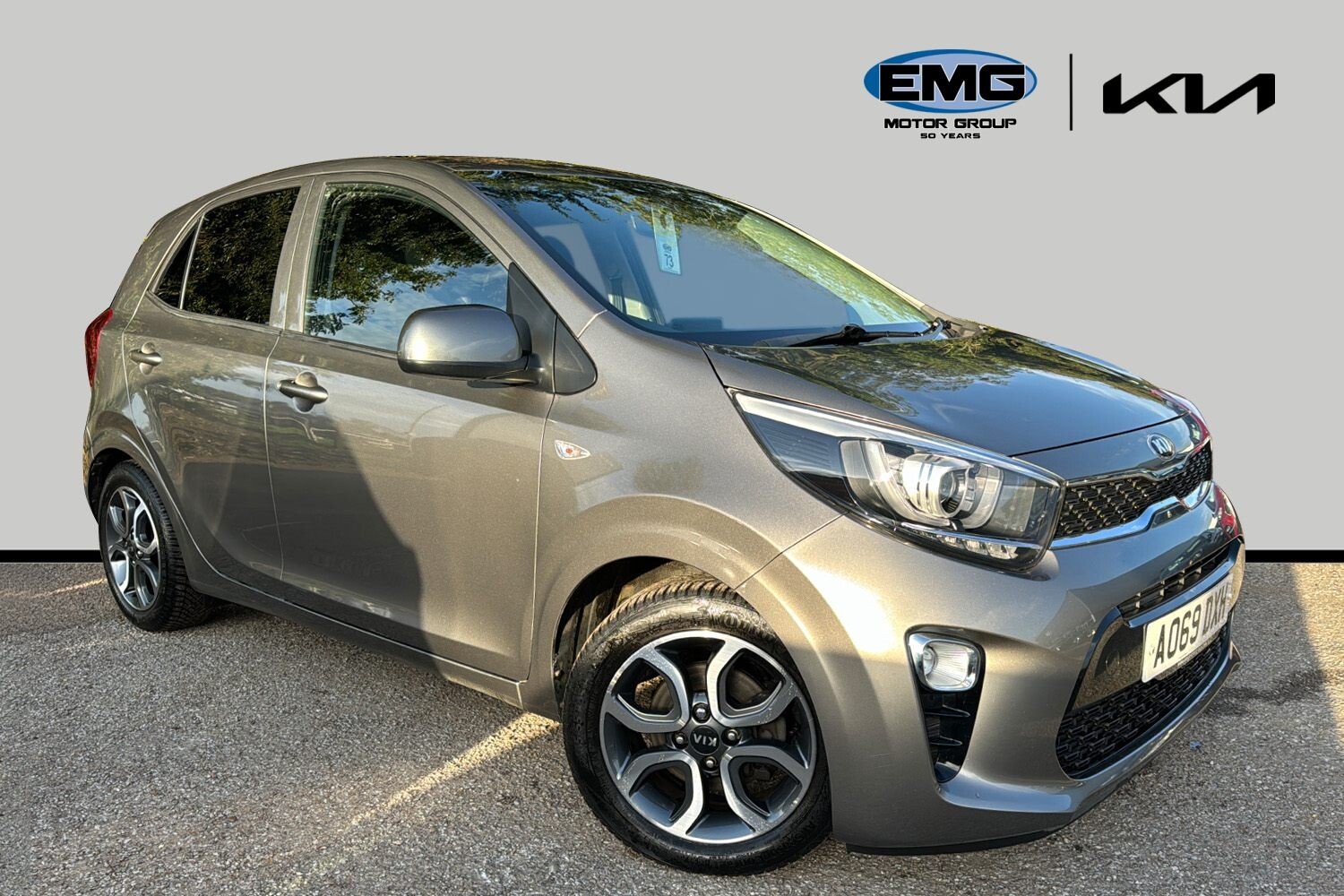 Main listing image - Kia Picanto