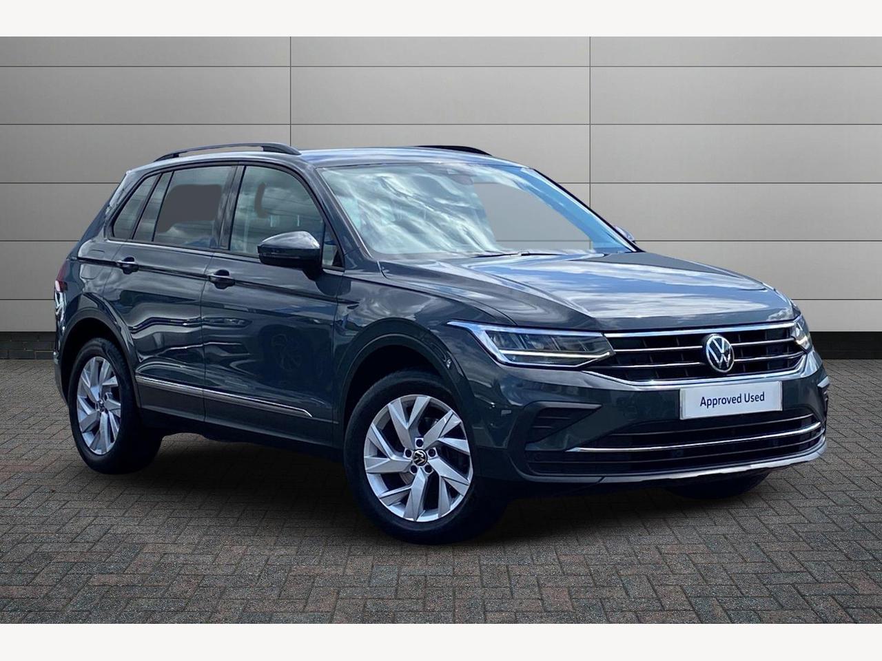Main listing image - Volkswagen Tiguan