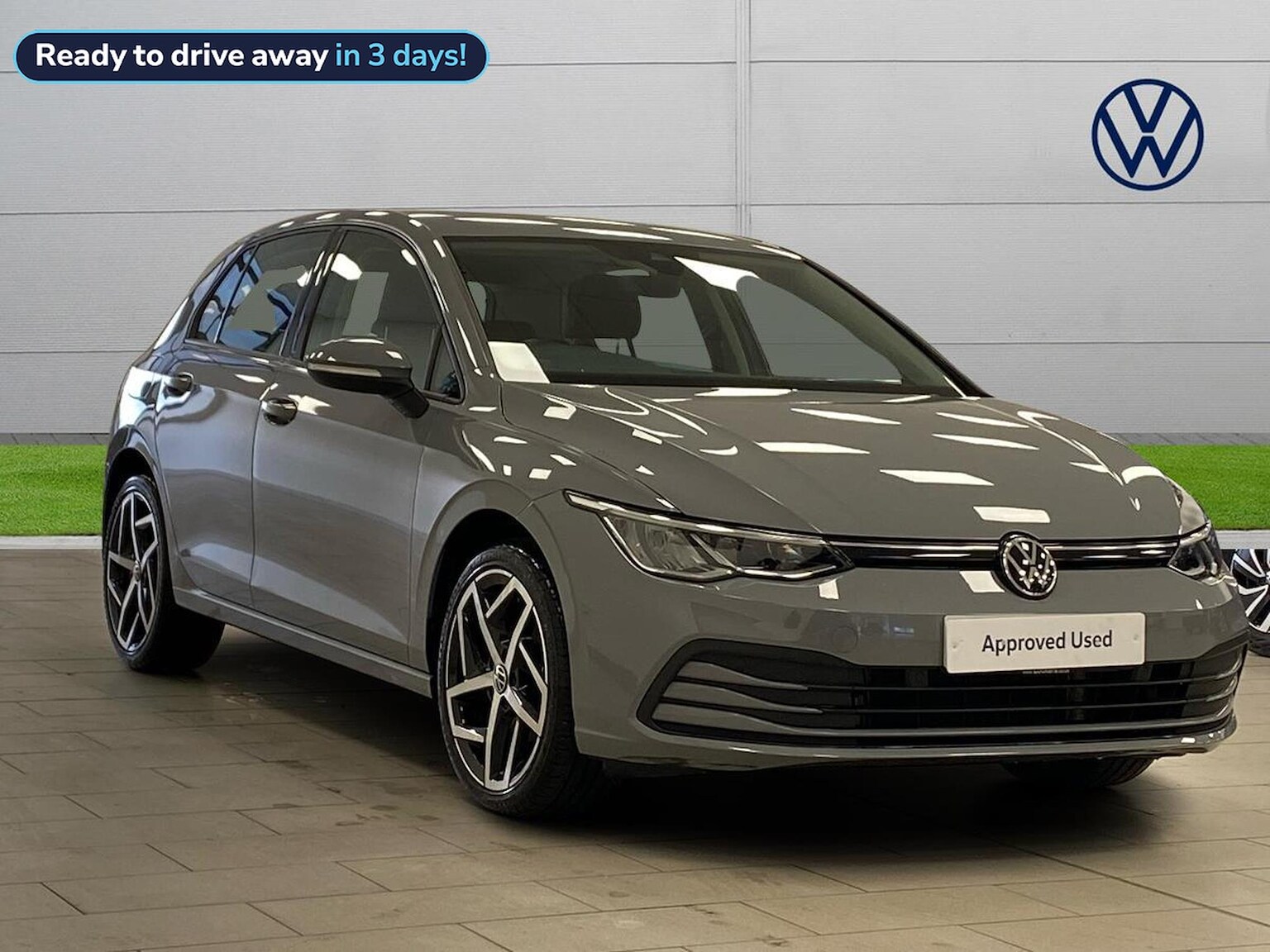 Main listing image - Volkswagen Golf