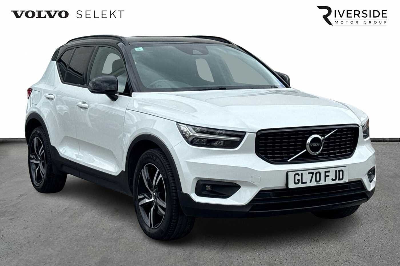 Main listing image - Volvo XC40
