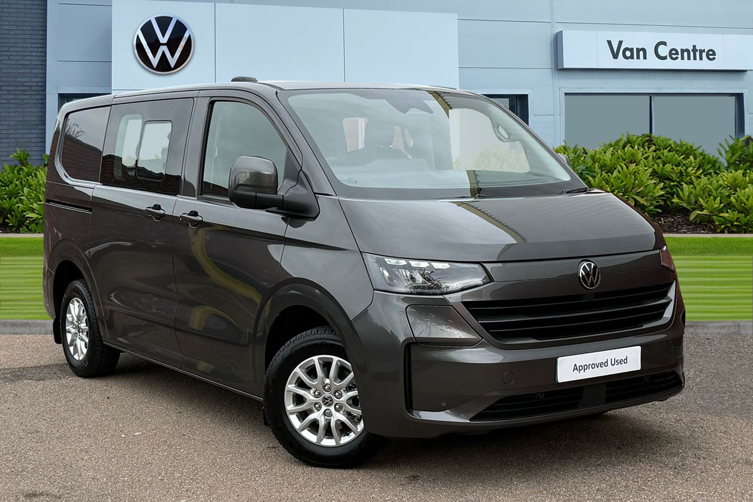 Main listing image - Volkswagen Transporter