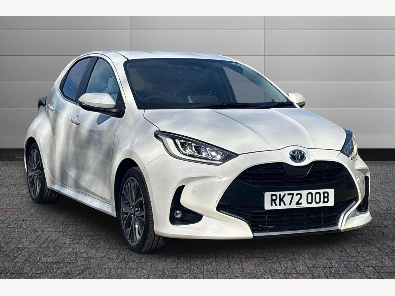 Main listing image - Toyota Yaris