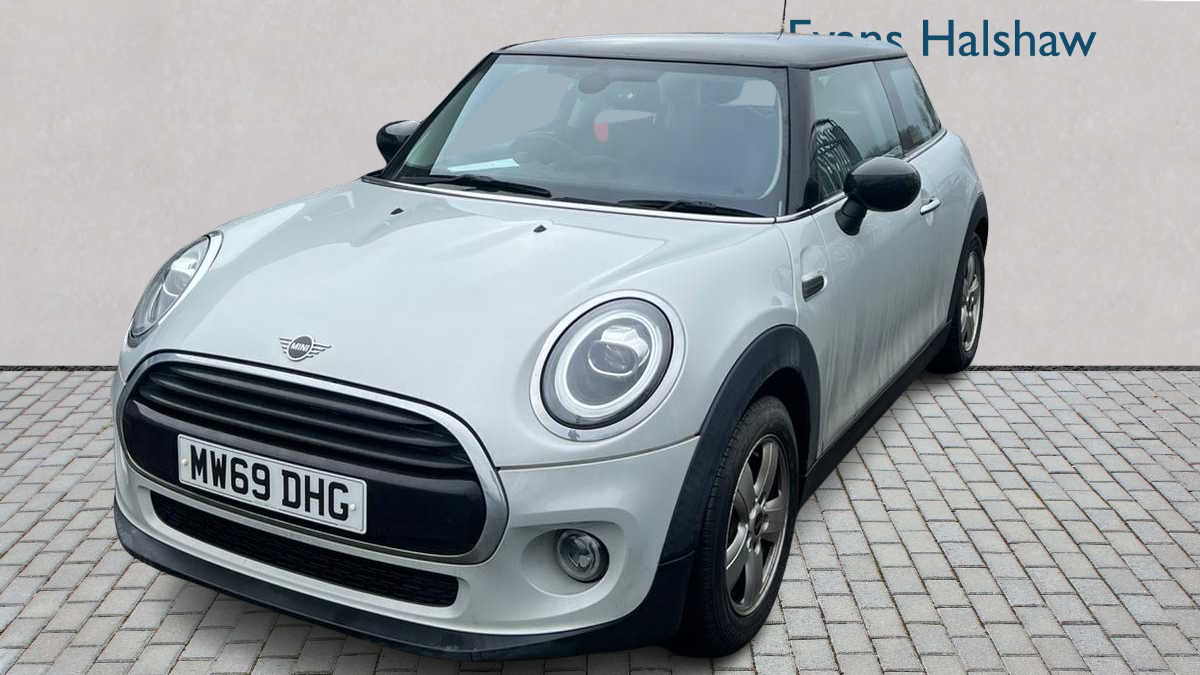 Main listing image - MINI Hatchback