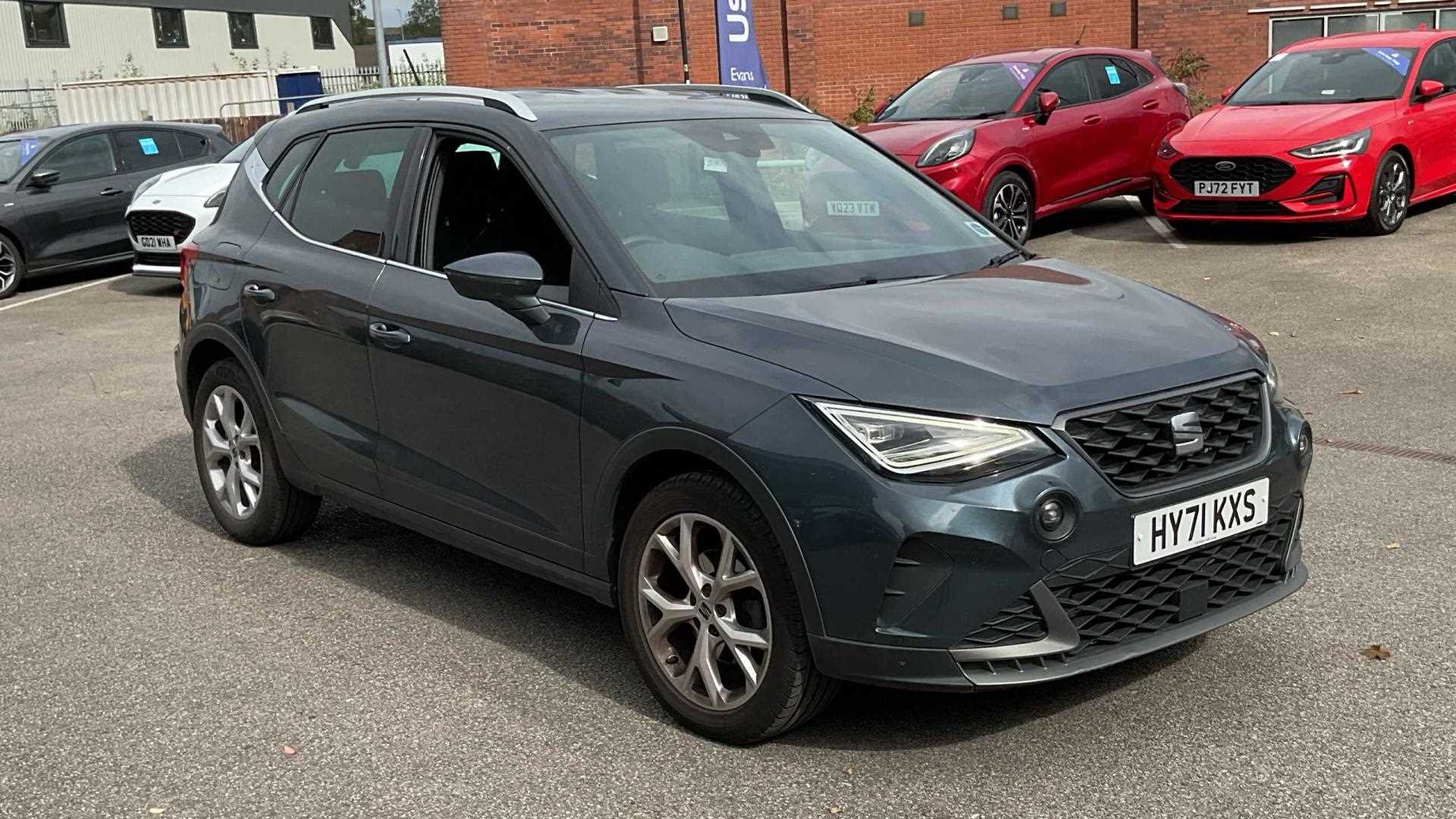 Main listing image - SEAT Arona