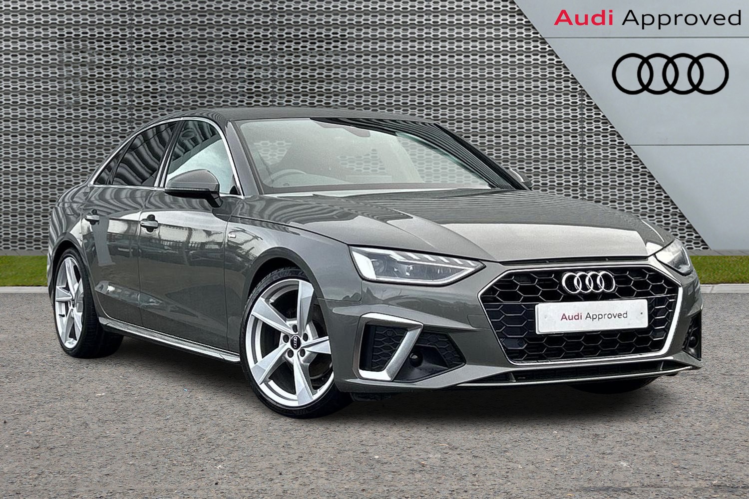 Main listing image - Audi A4