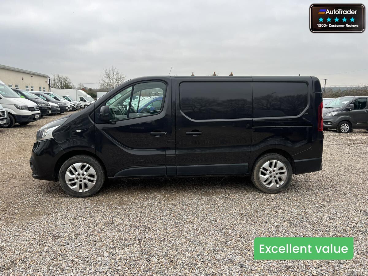 Main listing image - Renault Trafic