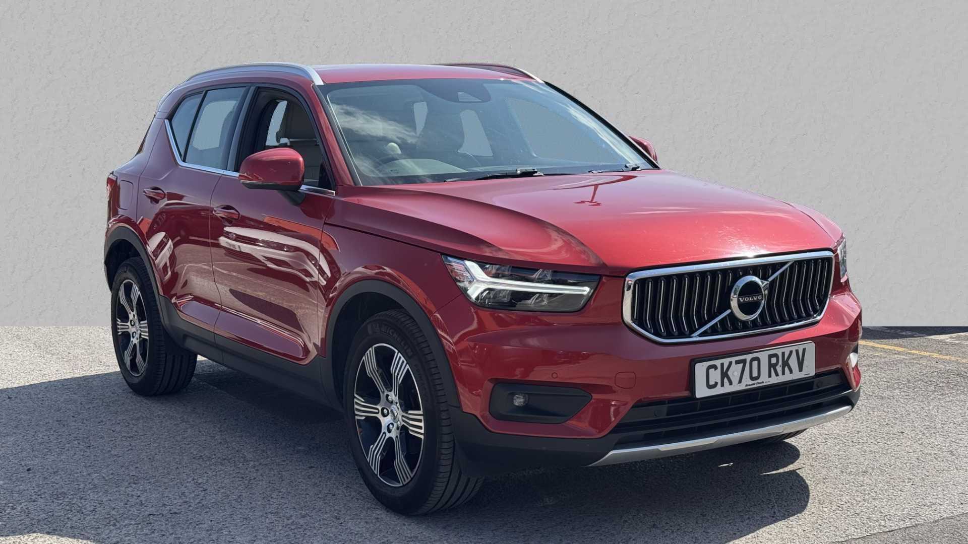 Main listing image - Volvo XC40