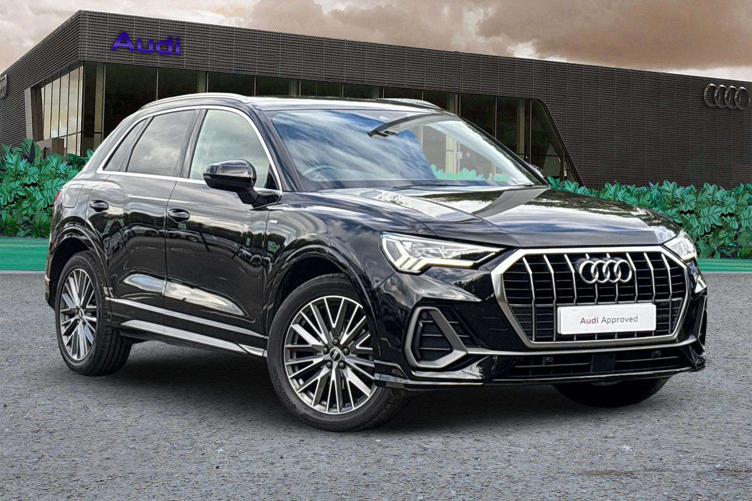 Main listing image - Audi Q3