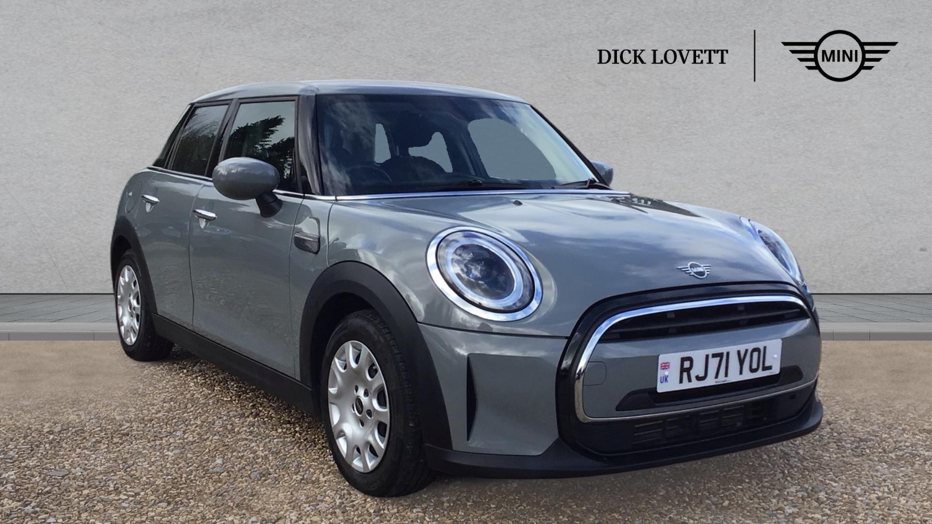 Main listing image - MINI Hatchback 5dr
