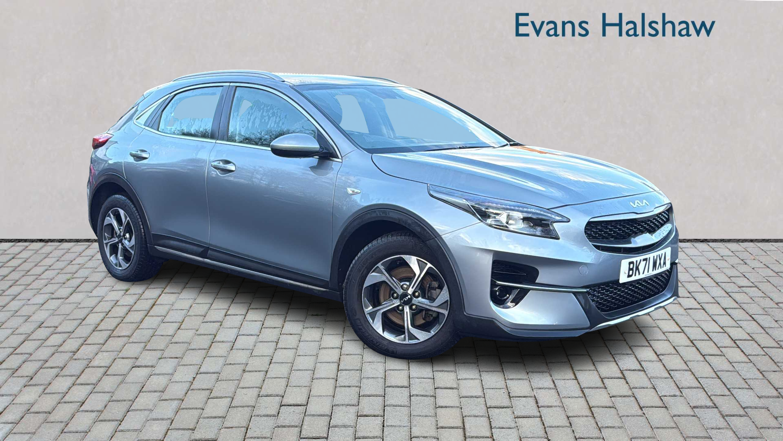 Main listing image - Kia XCeed