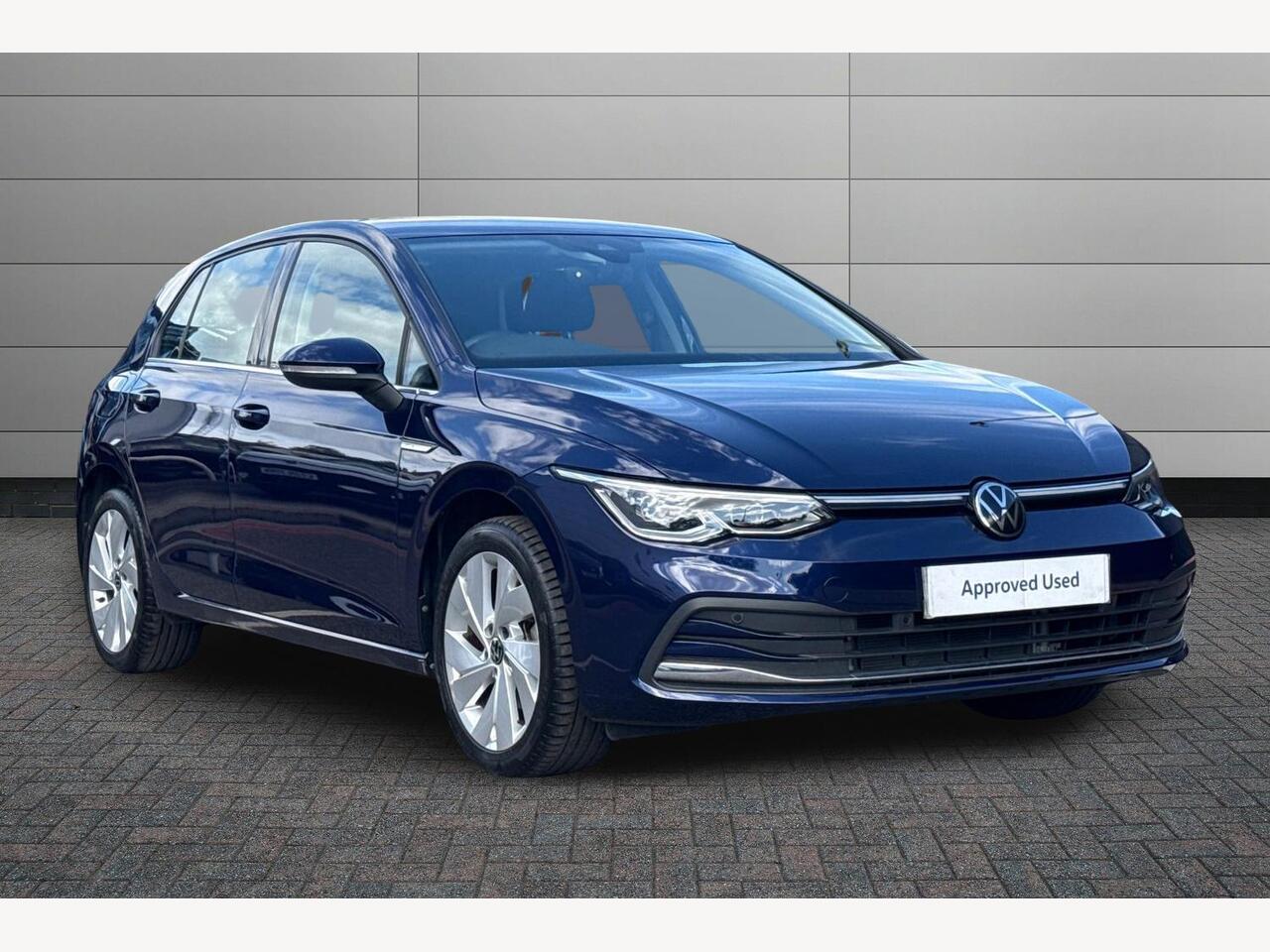 Main listing image - Volkswagen Golf