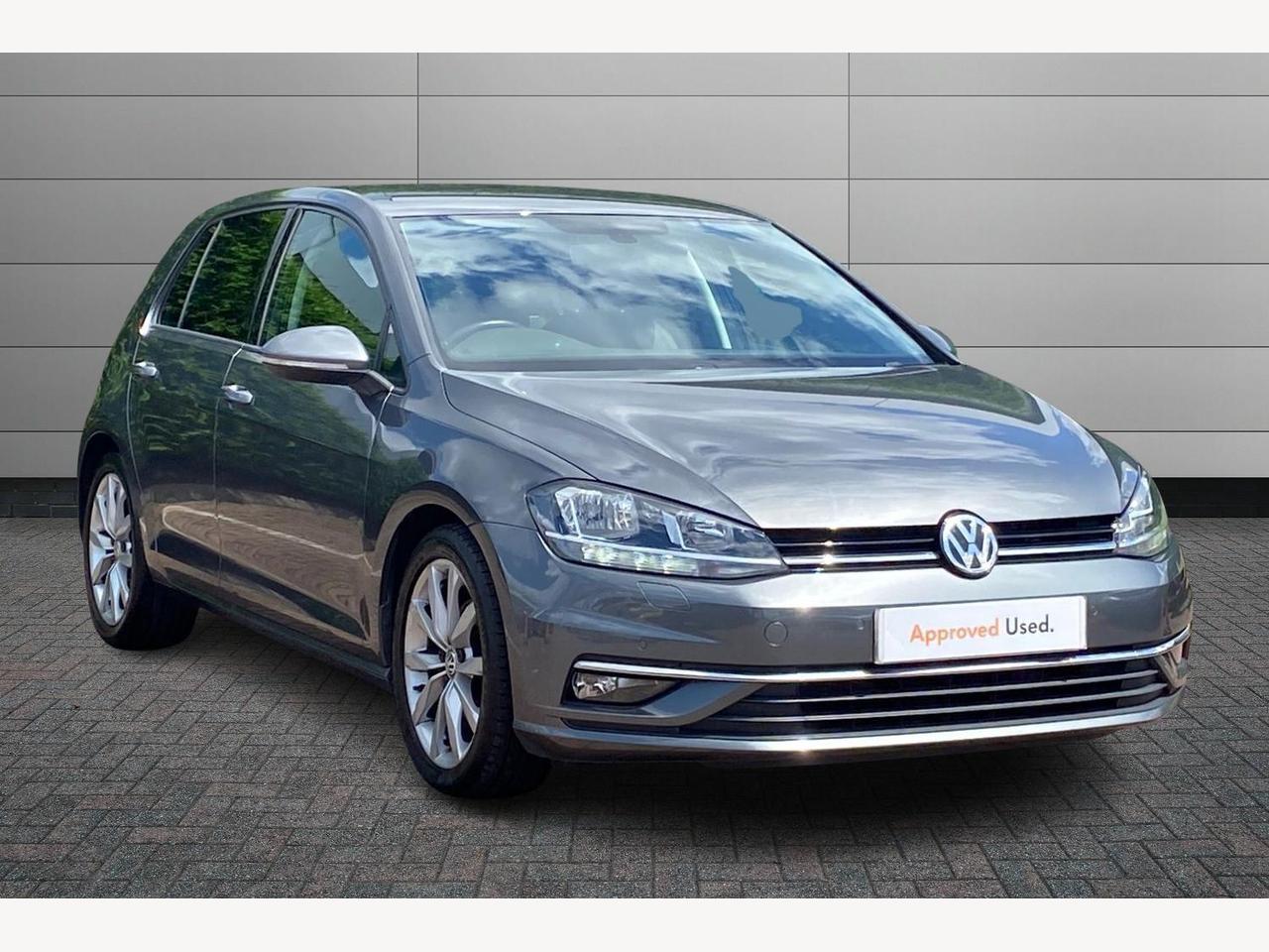 Main listing image - Volkswagen Golf