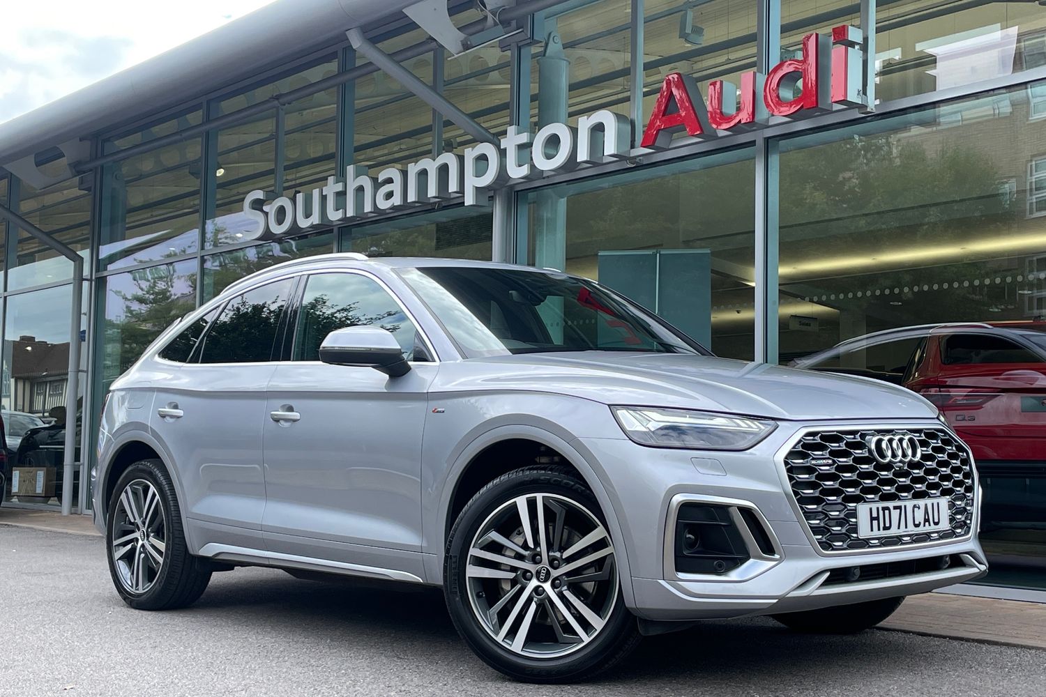 Main listing image - Audi Q5 Sportback