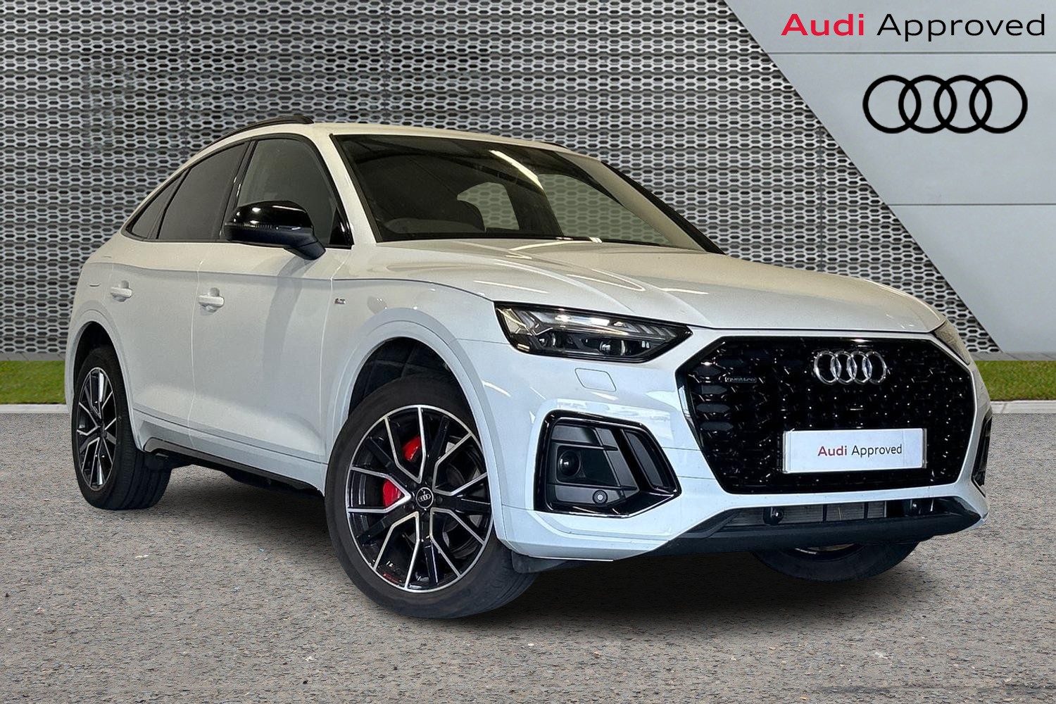 Main listing image - Audi Q5 Sportback