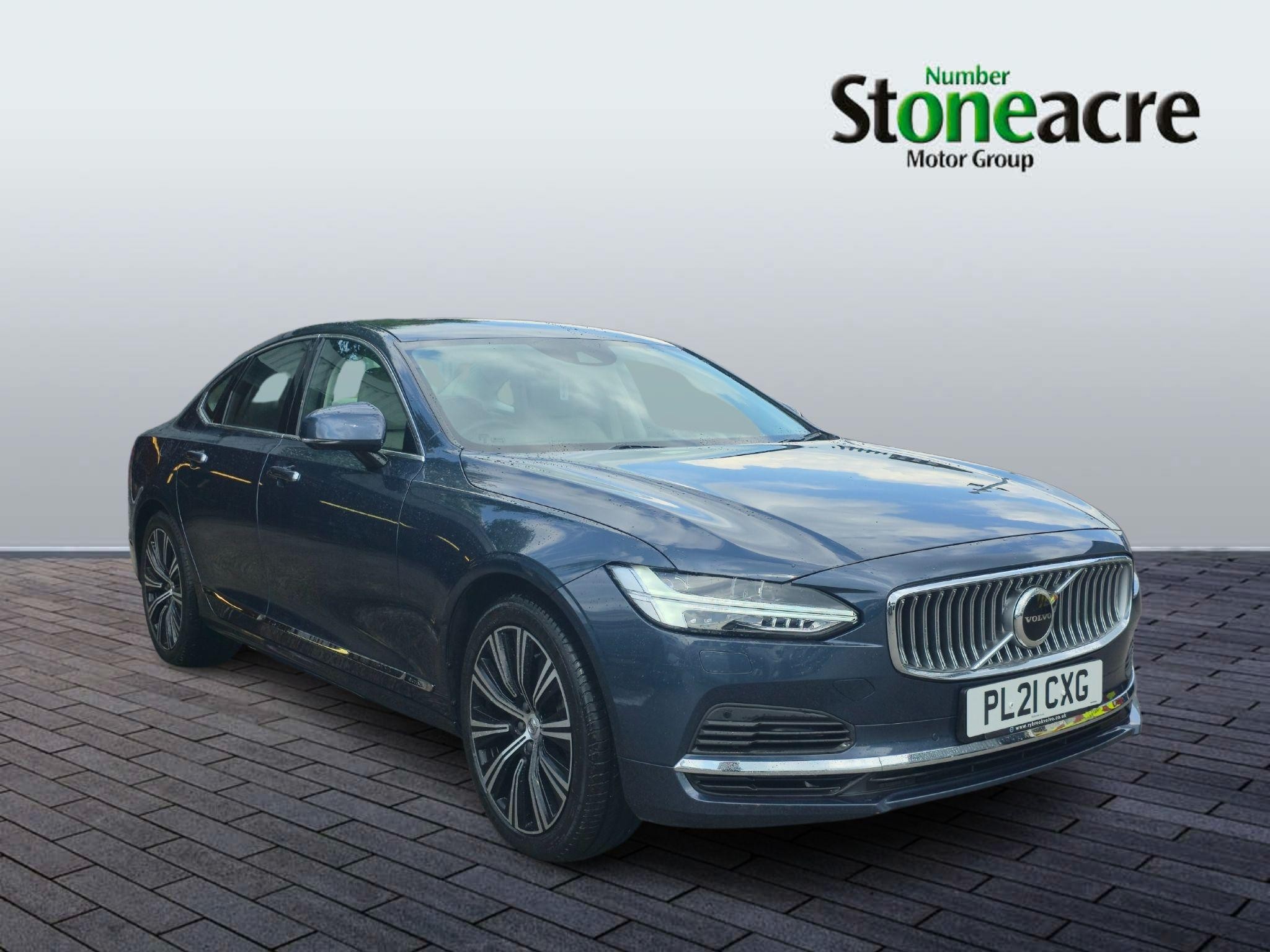 Main listing image - Volvo S90