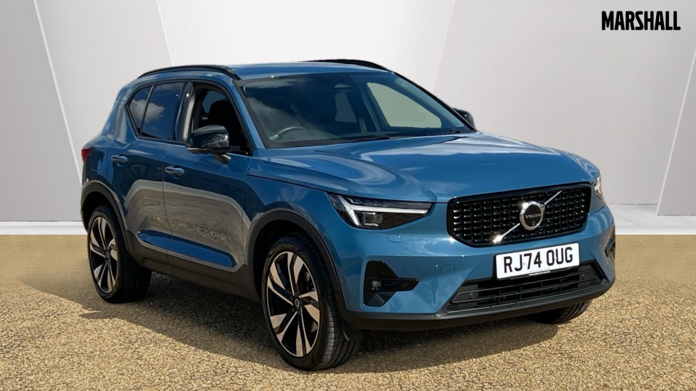 Main listing image - Volvo XC40
