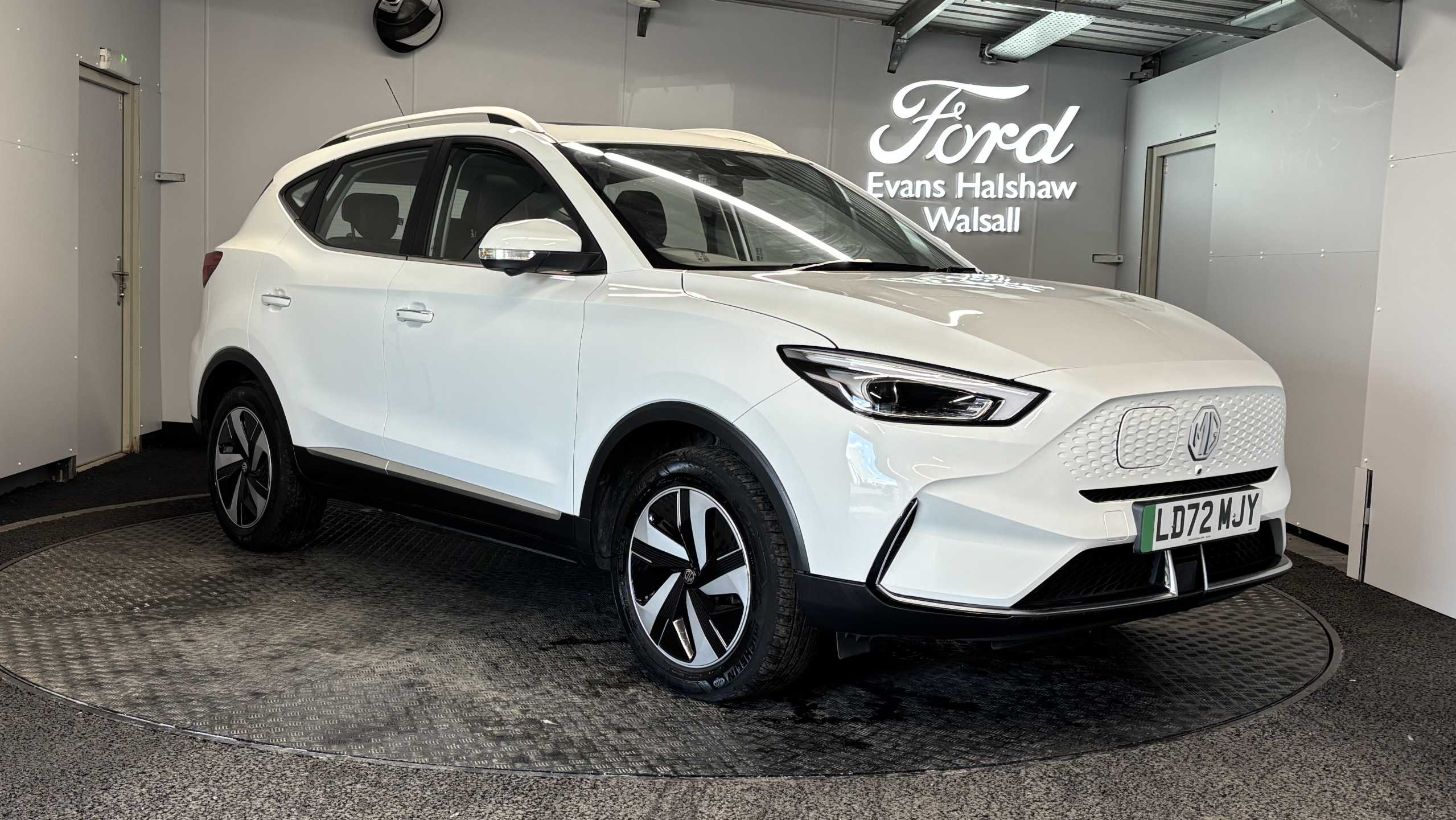 Main listing image - MG ZS EV