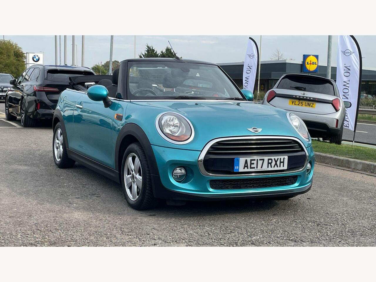 Main listing image - MINI Convertible