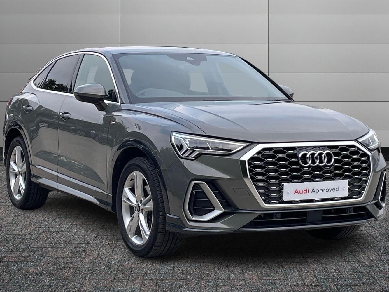 Main listing image - Audi Q3