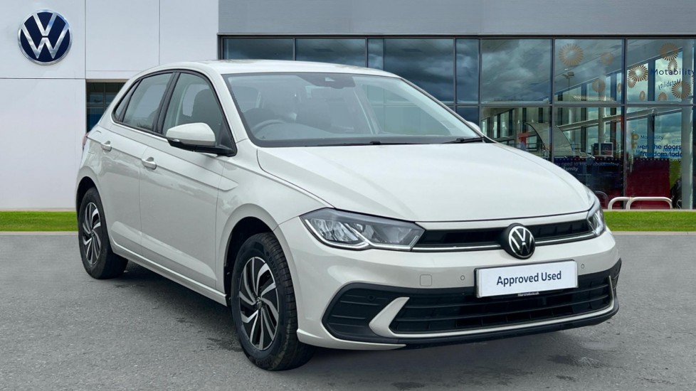 Main listing image - Volkswagen Polo