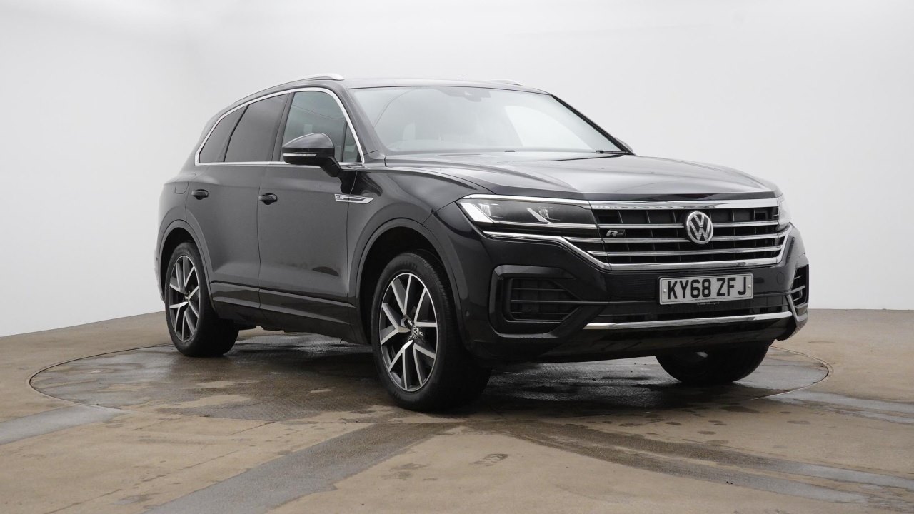 Main listing image - Volkswagen Touareg