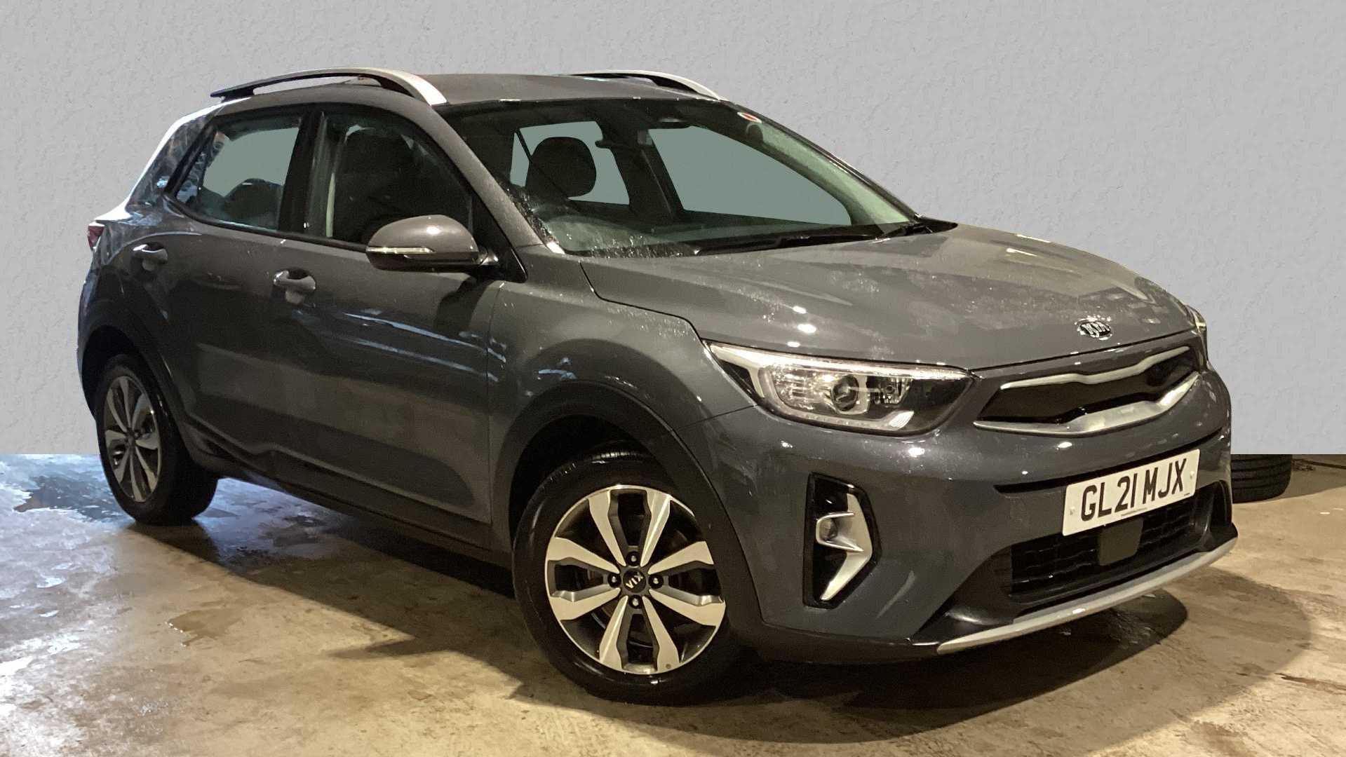 Main listing image - Kia Stonic