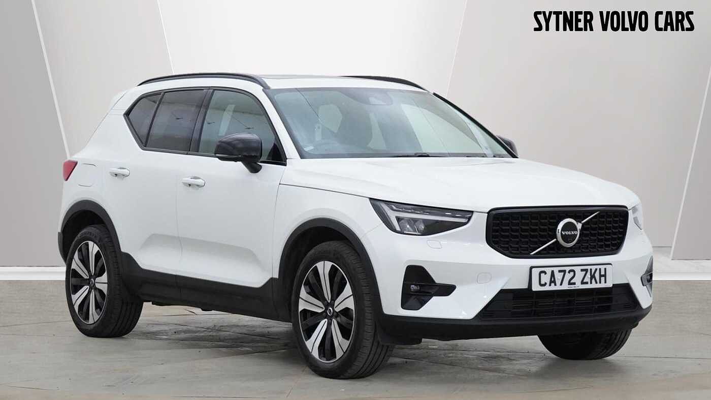 Main listing image - Volvo XC40 Recharge
