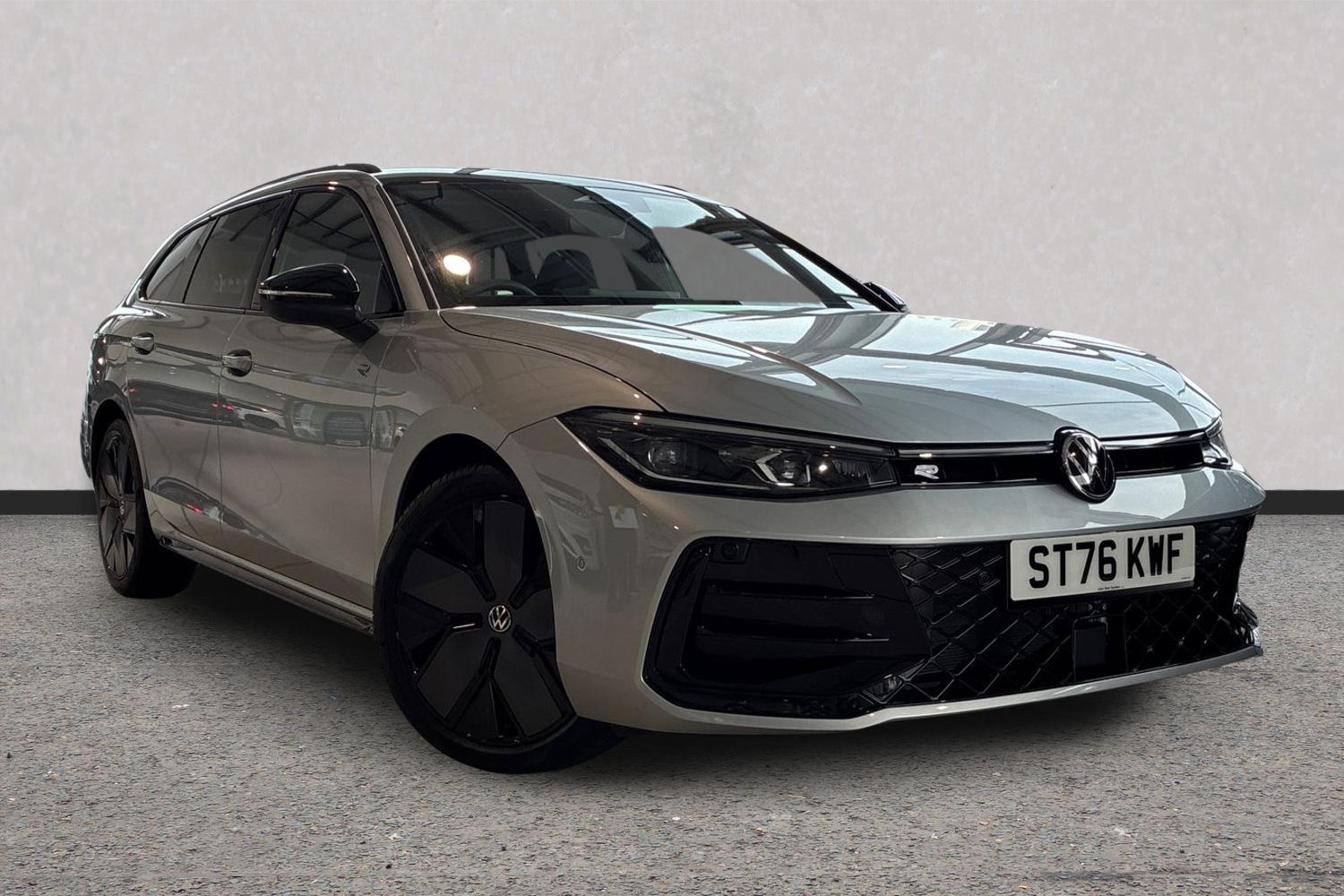 Main listing image - Volkswagen Passat
