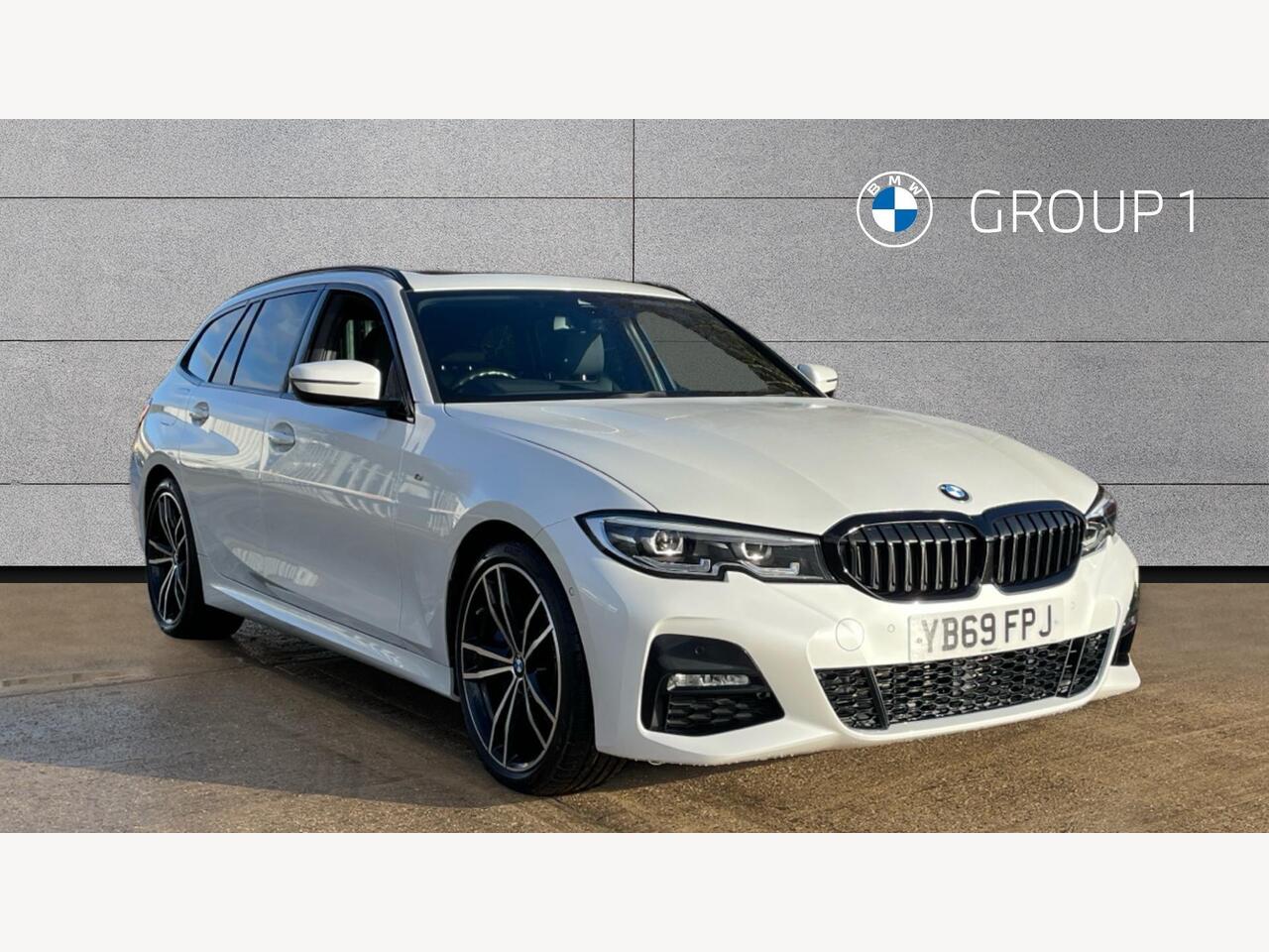 Main listing image - BMW 3 Series Touring