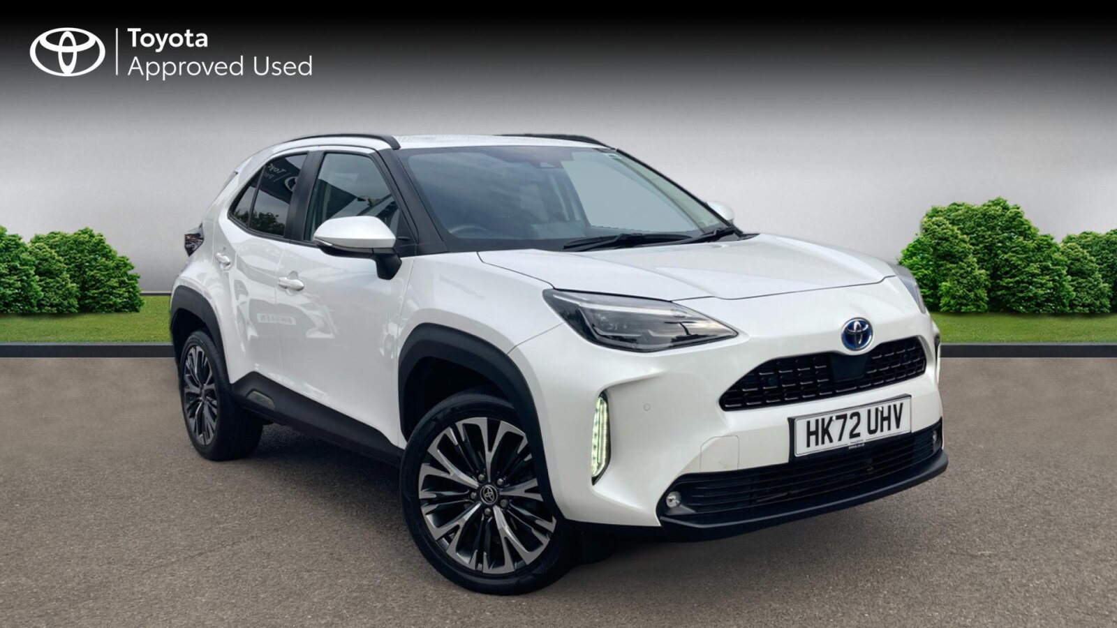 Main listing image - Toyota Yaris Cross