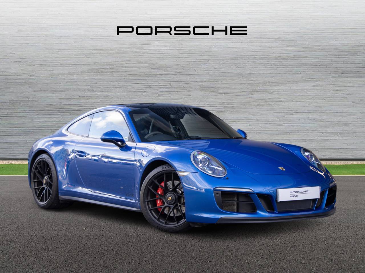 Main listing image - Porsche 911
