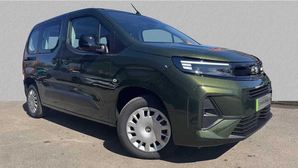 Main listing image - Vauxhall Combo Life-e