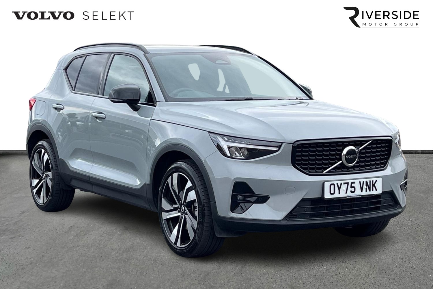 Main listing image - Volvo XC40