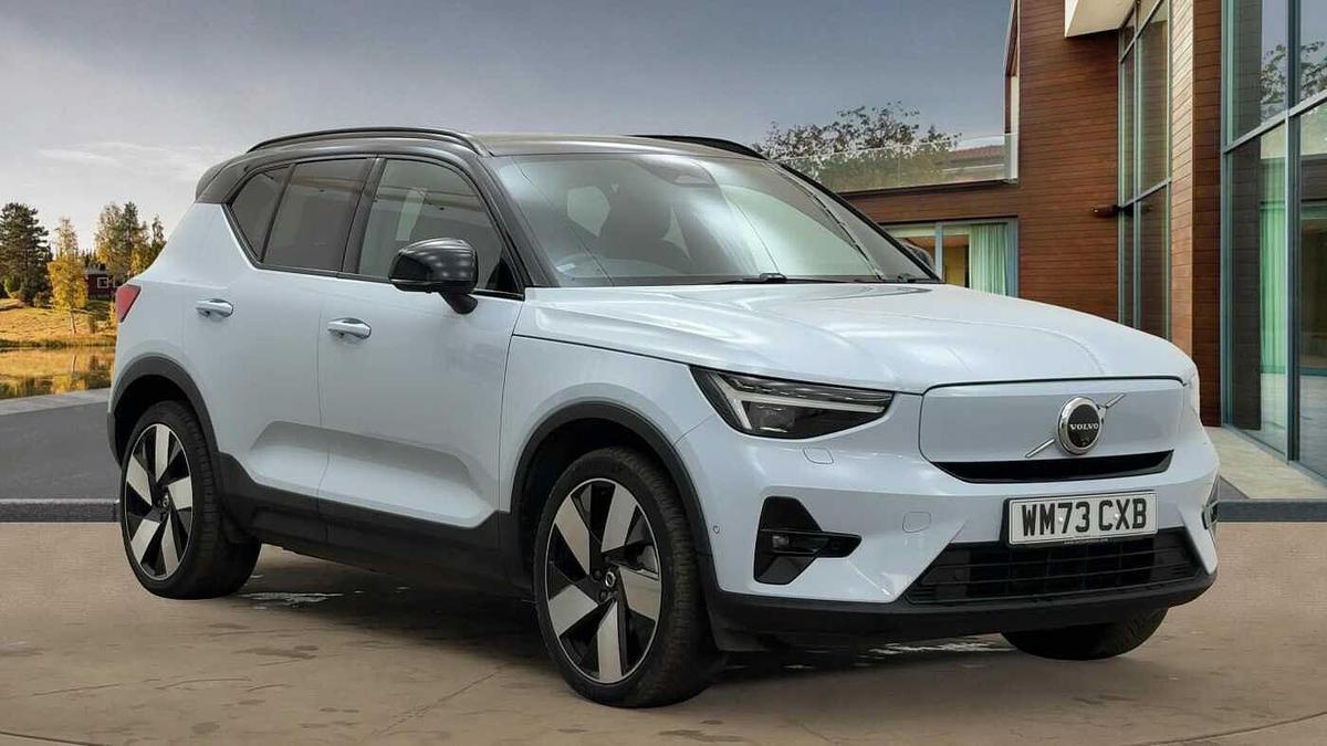 Main listing image - Volvo XC40 Recharge