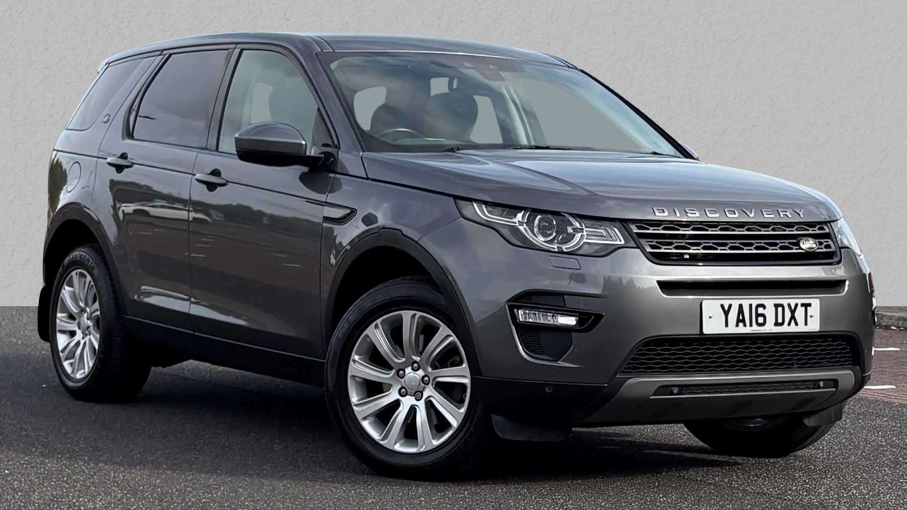 Main listing image - Land Rover Discovery Sport