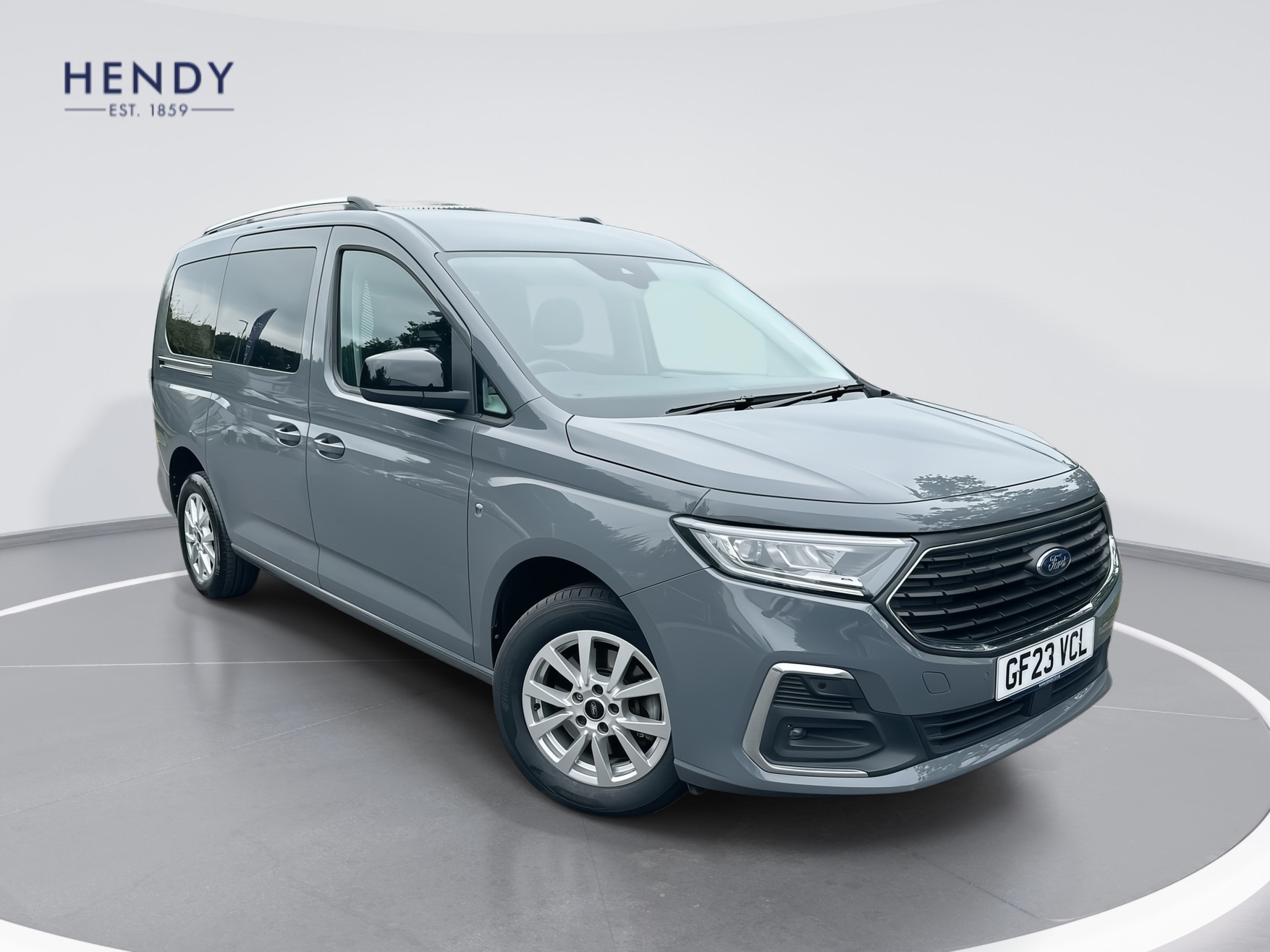 Main listing image - Ford Tourneo Connect
