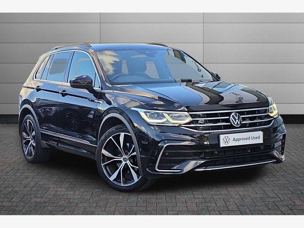 Main listing image - Volkswagen Tiguan