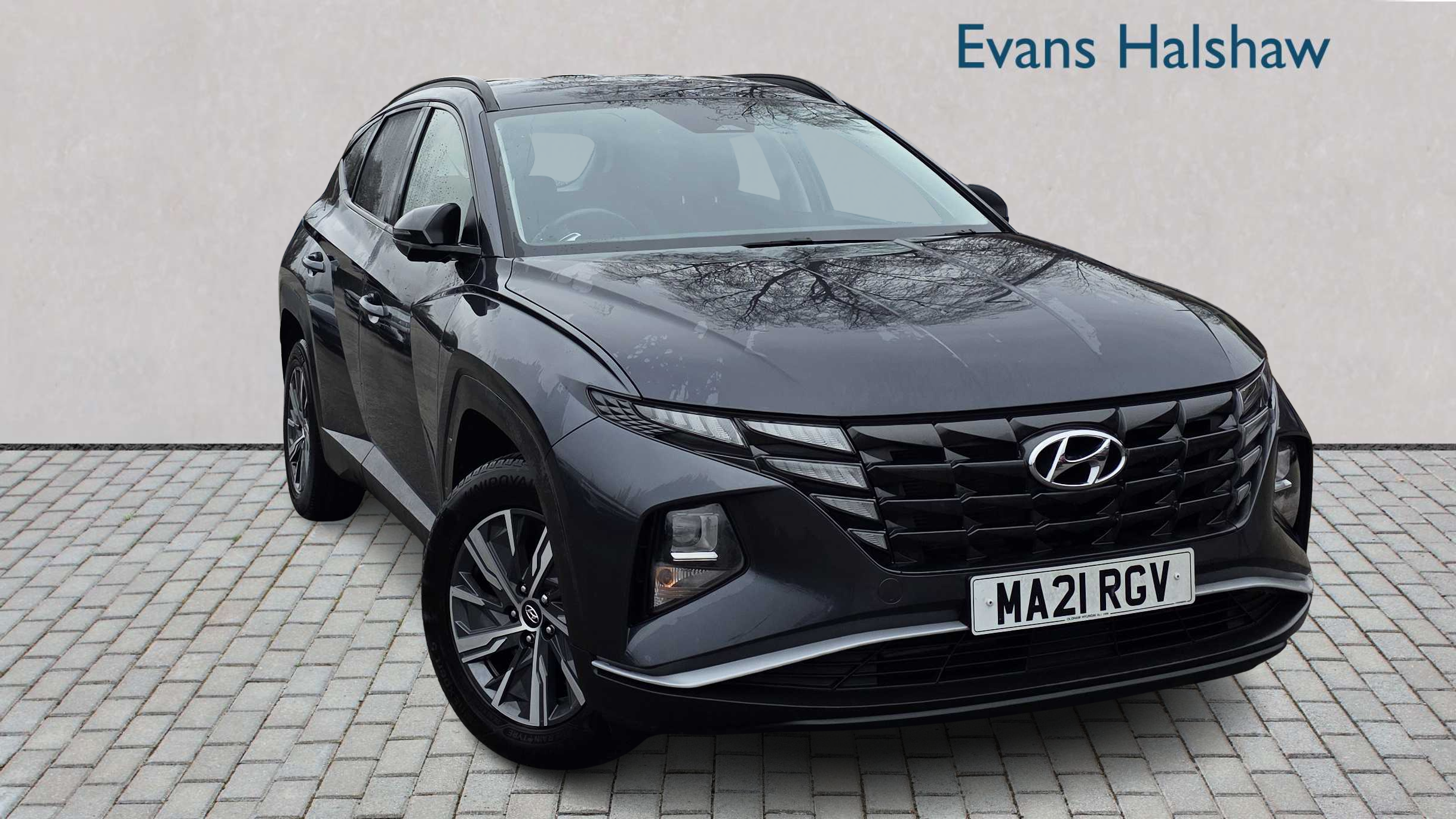 Main listing image - Hyundai Tucson