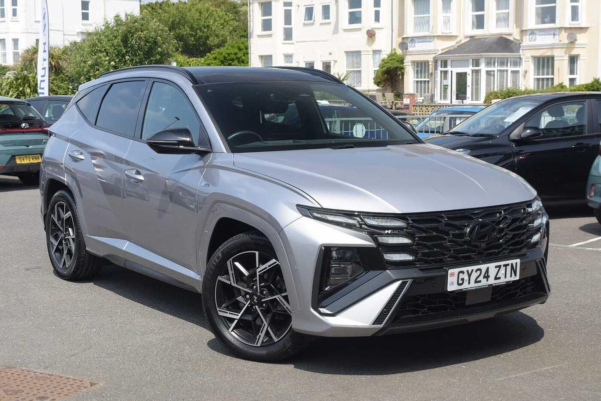 Main listing image - Hyundai Tucson