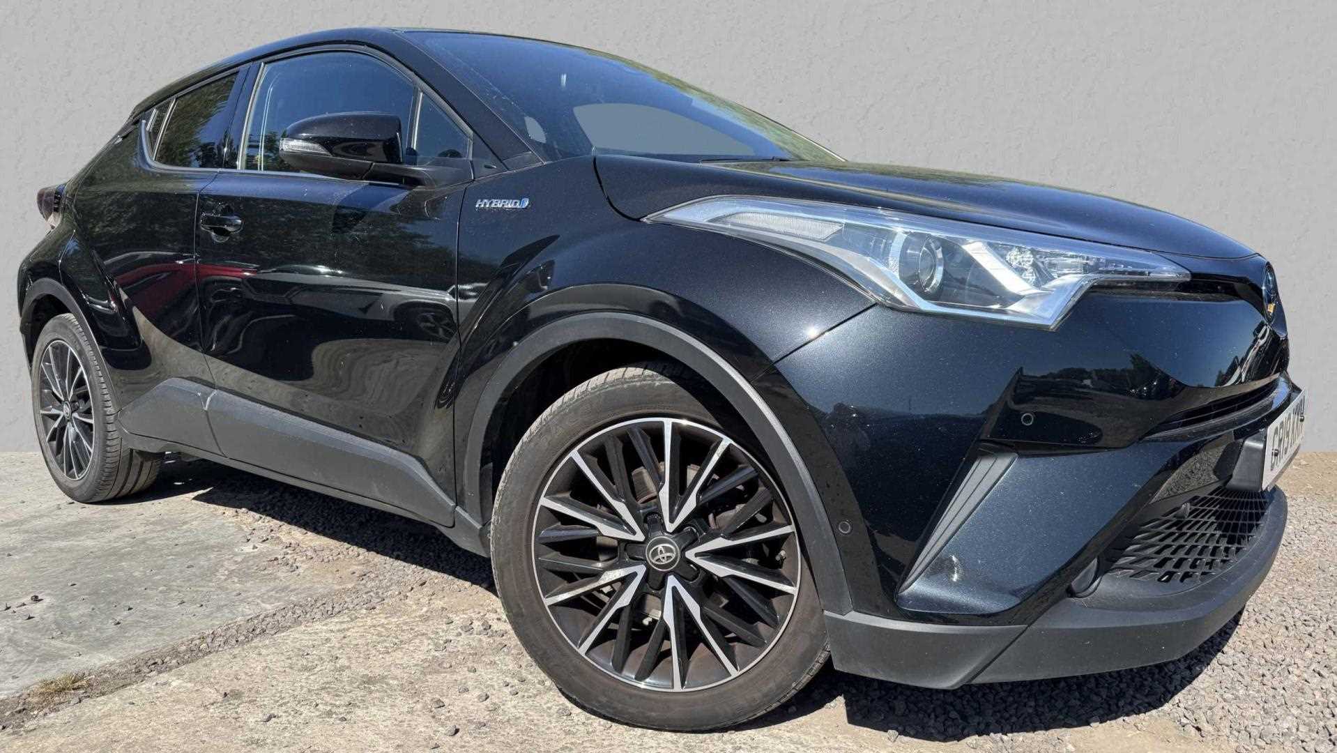 Main listing image - Toyota C-HR