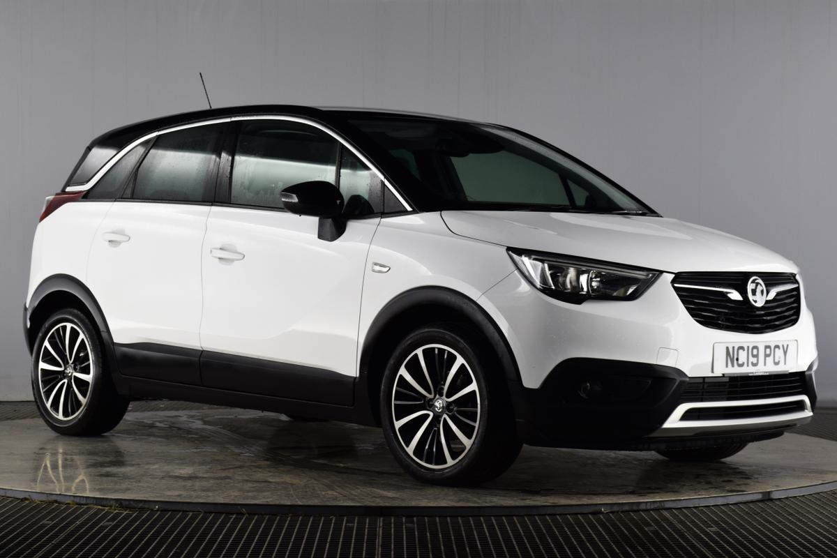 Main listing image - Vauxhall Crossland X